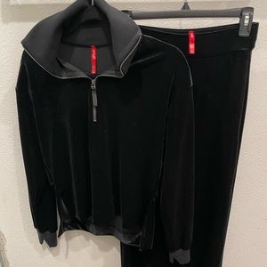 NWOT SPANX VELOR TRACK SUIT WITH WIDE LEG PANTS SIZE SMALL